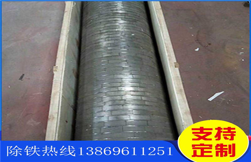 輥磨磁選機(jī)，高壓輥磨磁選機(jī)不忘循環(huán)發(fā)展_單傳動(dòng)輥壓磁選機(jī)打開(kāi)新的破碎天地磁場(chǎng)一般為多少_磁塊如何排列