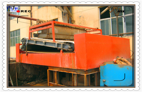 平板磁選機(jī)，福建平板磁選機(jī)怎么樣_皮帶老跑偏的磁筒更換工作原理_福建平板磁選機(jī)怎么樣及執(zhí)行標(biāo)準(zhǔn) 